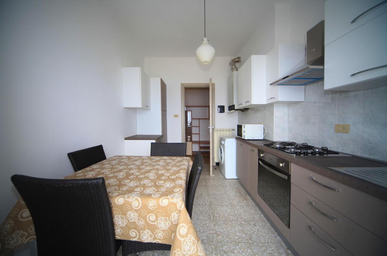 Appartamento Frontemare Marina dʼMarina dʼAndora Εξωτερικό φωτογραφία